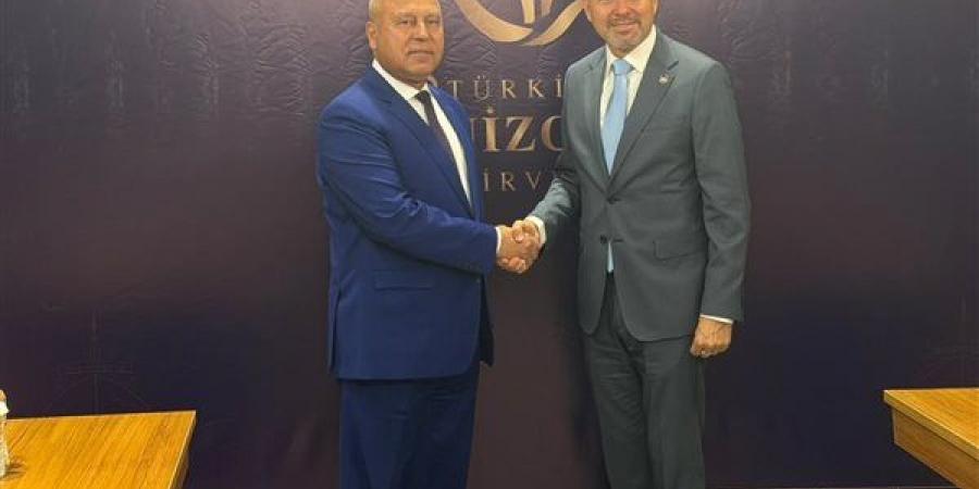 وزير النقل يعقد لقاء مهما مع الأمين العام للمنظمة البحرية الدولية