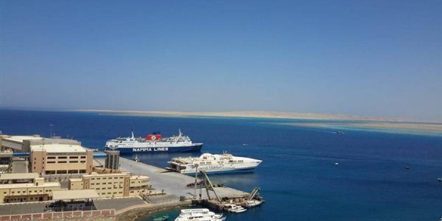 تداول 10 آلاف طن بضائع بموانئ البحر الأحمر