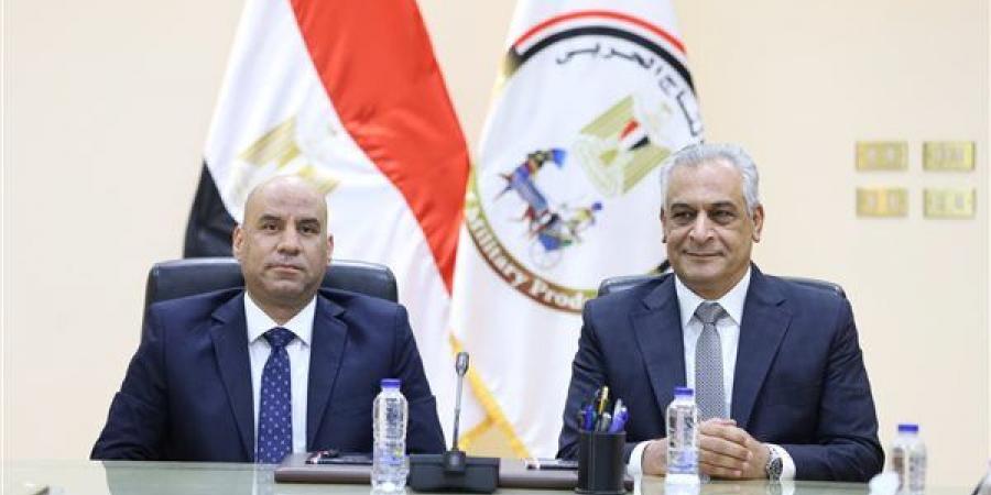 وزيرا الإنتاج الحربي والعمل يتفقان على خطة للتدريب المهني وتأهيل الشباب لسوق العمل
