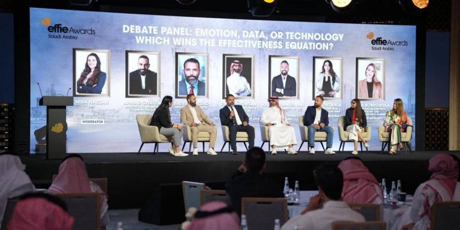 3 معايير حسمت تكريم تفاعل السعودية بأعرق جائزة عالمية بقطاع الإعلام والاتصال  المؤسسي