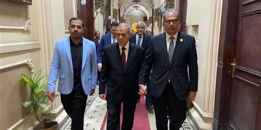 رئيس مجلس القضاء الأعلى يهنئ رئيس استئناف القاهرة بمناسبة توليه رئاسة المحكمة