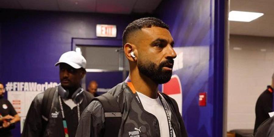 وصول نجوم منتخب مصر لملعب أتلانتا قبل مواجهة الأرجنتين في كأس العالم (صور)