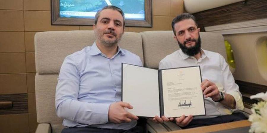 ترامب يبلغ الشرع رسميا ببدء إجراءات شطب سوريا من قائمة الإرهاب