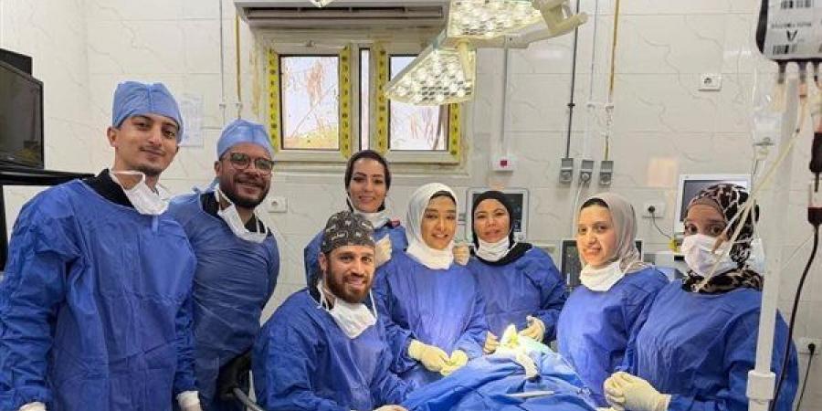 جراحة دقيقة، مستشفى صدر المنيا تنقذ أربعينيًا من تشوهات الوجه بعد حادث