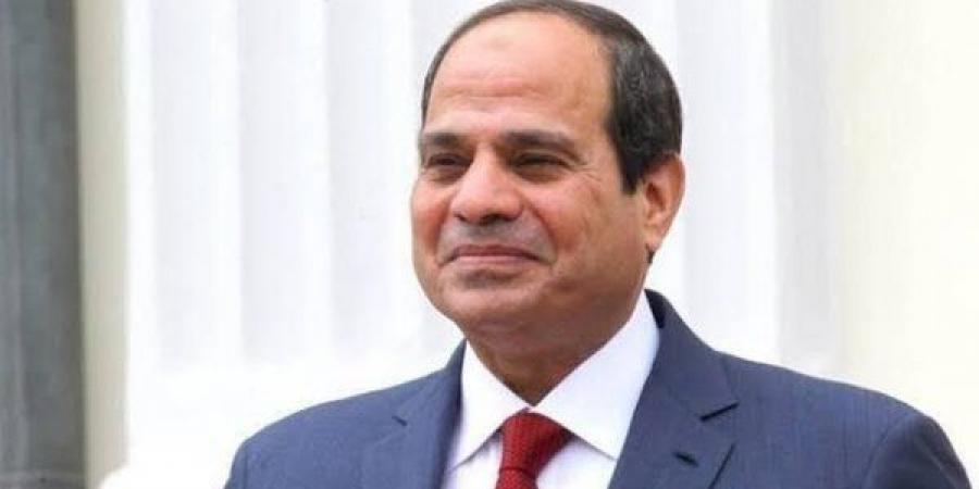 السيسي يتناول الغداء مع لاعبي المنتخب وأعضاء الجهاز الفني والإداري