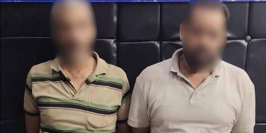 أخبار الحوادث اليوم: فيديوهات مخلة وعلاقة غير شرعية كشفت المستور فى جريمة بنى سويف.. ضبط القائمين على صفحة مخدرات وهمية بالإسكندرية..أحكام رادعة فى قضية رشوة صرف مستلزمات طبية