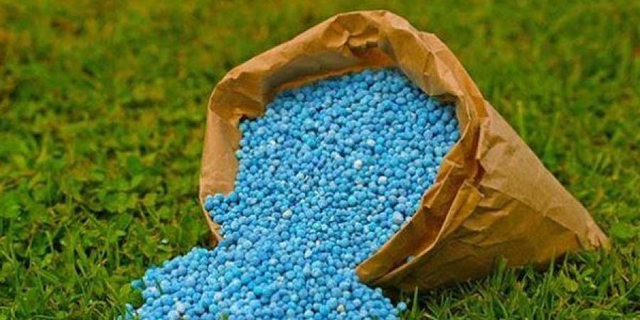 انخفاض السلفات 2199 جنيها وارتفاع النشادر، أسعار الأسمدة اليوم في الأسواق