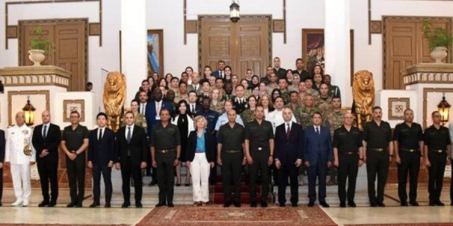 القوات المسلحة تختتم الدورة الدولية الثانية لحماية المدنيين بمهام الأمم المتحدة وتعزيز قدرات حفظ السلام