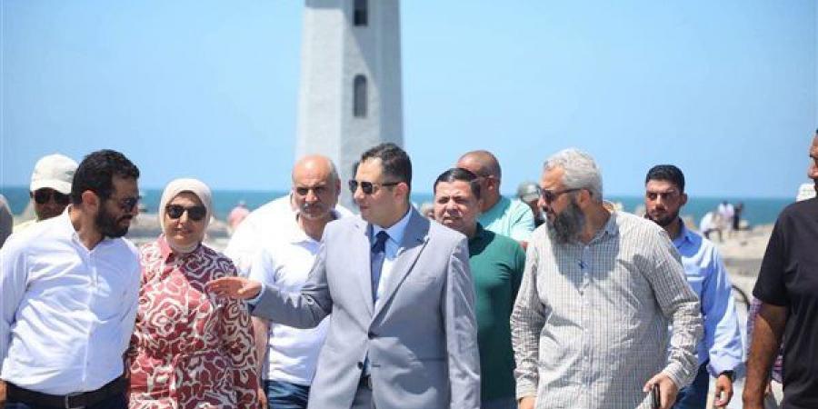محافظ دمياط تتابع مشروع تطوير منطقة اللسان برأس البر