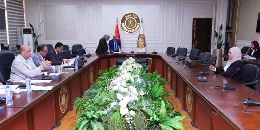 انتهاء مقابلات شغل 46 وظيفة قيادية بوزارة العمل