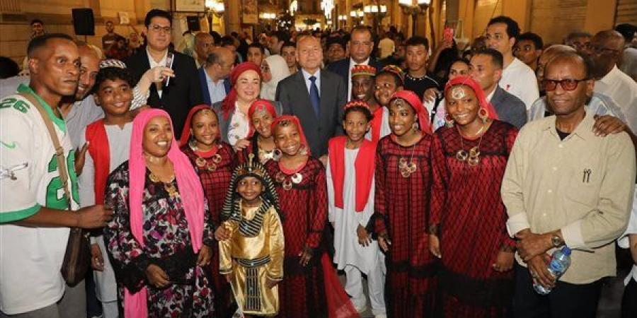 القوة الناعمة في وسط البلد، محافظ القاهرة يشهد احتفالية تكريم المشاركين في عروض "شارع الفن" (صور)