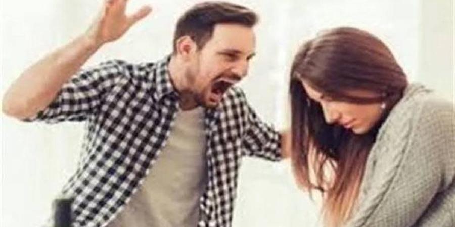 تفسير حلم ضرب الزوجة في المنام وعلاقته بالخلافات والمشاكل