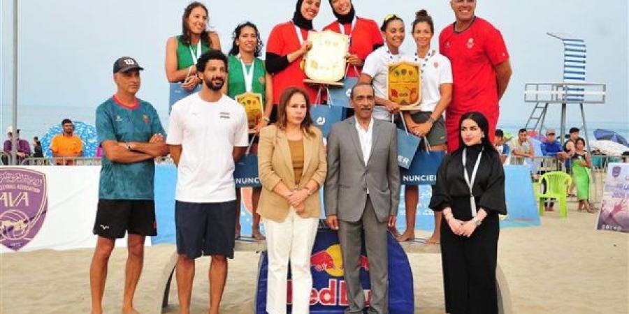 منتخب سيدات الكرة الطائرة الشاطئية يتوج بالبطولة العربية في المغرب