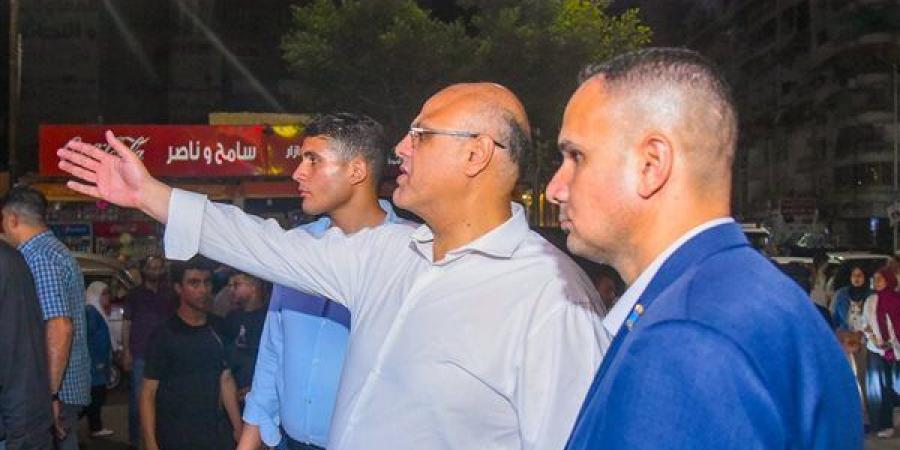 محافظ الإسكندرية يقود حملة بشارع جمال عبد الناصر لاستعادة الانضباط وإزالة المخالفات