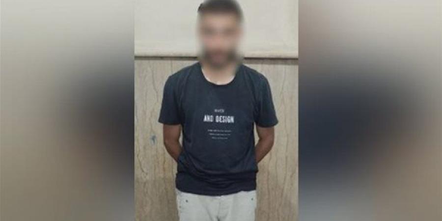 خلافات الجيرة تنتهي بتهديد ربة منزل بسلاح أبيض في الإسكندرية، والشرطة تتدخل