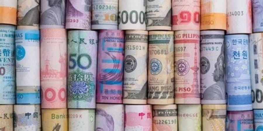 الدولار يسجل 51.37 جنيه للبيع، أسعار العملات الأجنبية والعربية في بنك القاهرة