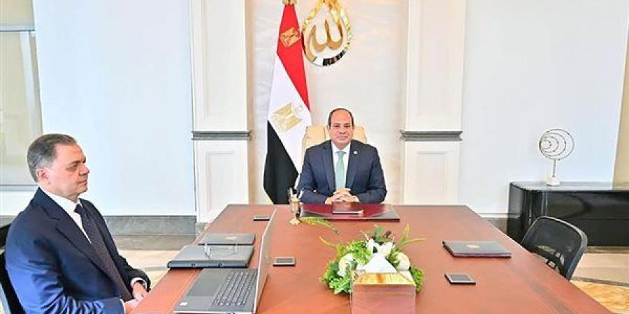 تمهيدا لإعلان حركة تنقلات وترقيات الشرطة.. الرئيس السيسي يستقبل وزير الداخلية.. ترقية ونقل عدد كبير من القيادات والضباط لتطوير الأداء الأمني.. ضخ دماء جديدة قادرة على مواكبة التحديات