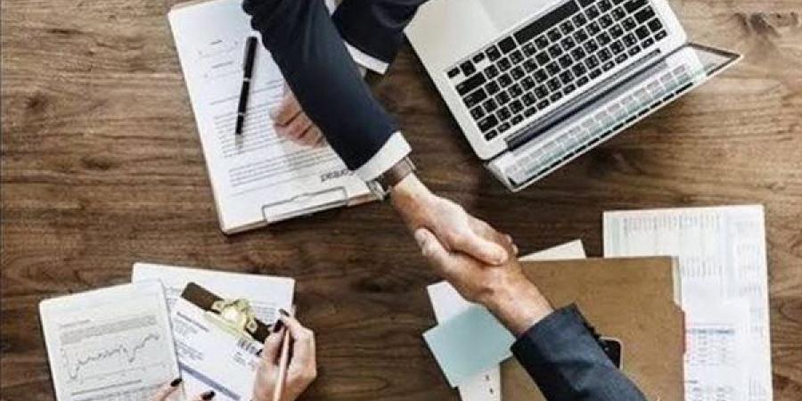 تفسير رؤية دخول البنك في المنام وعلاقتها بتحقيق الاستقرار المالي