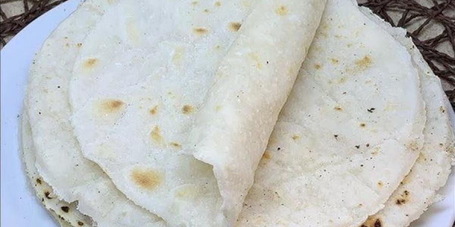 سهل الهضم ولا يسبب زيادة الوزن، تعرف على فوائد خبز الأرز على الصحة