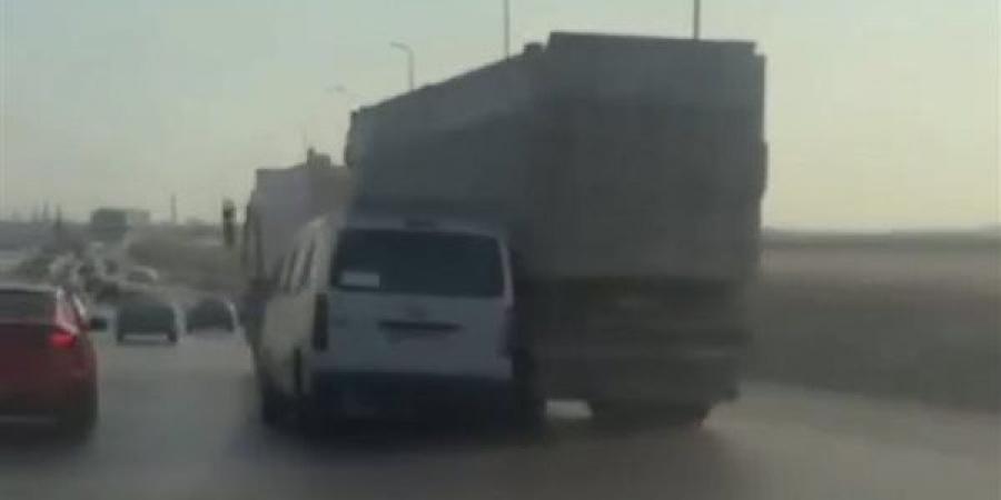 كان بيرقص بالعربية، قانوني: عقوبات مشددة تنتظر سائق النقل الصحراوي