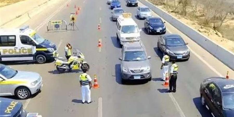 القبض على 32 سائقا لتعاطيهم المخدرات في حملات مرورية خلال 24 ساعة