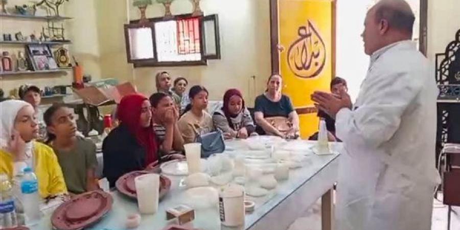 تعليم أسيوط يعلن تفعيل النشاط الصيفي لطلاب المدارس بمركز "إبداع" للحرف اليدوية والتراثية