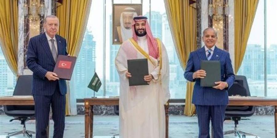 الباب مفتوح، الخارجية الباكستانية تصدر بيانًا جديدًا حول "اتفاقية مكة للدفاع المشترك"