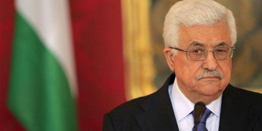 محمود عباس ينعى سفير فلسطين بالقاهرة