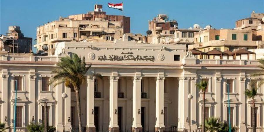 السجن المشدد لعاطل تعدى على مسنة وسرقها بالإسكندرية