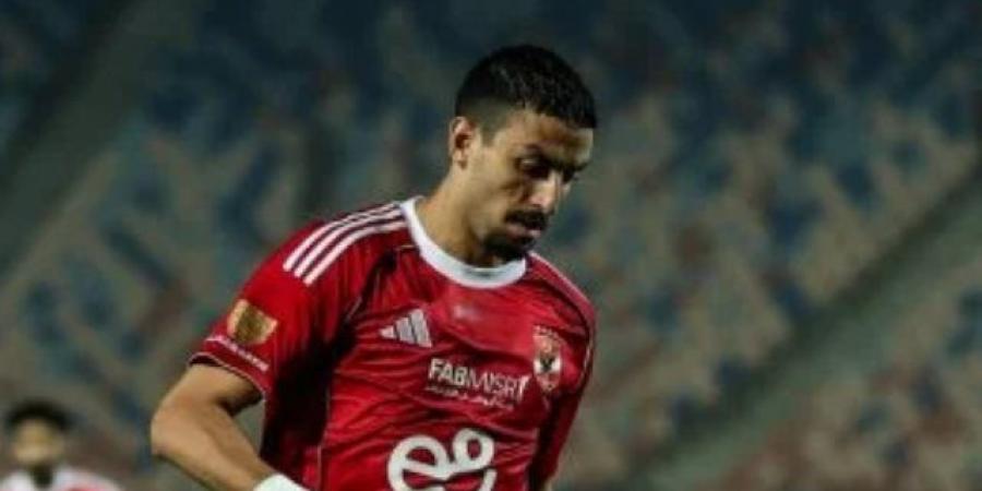 حارس الأهلي يهزم طاهر محمد طاهر فى مباراة تنس الطاولة بمعسكر إسبانيا.. فيديو