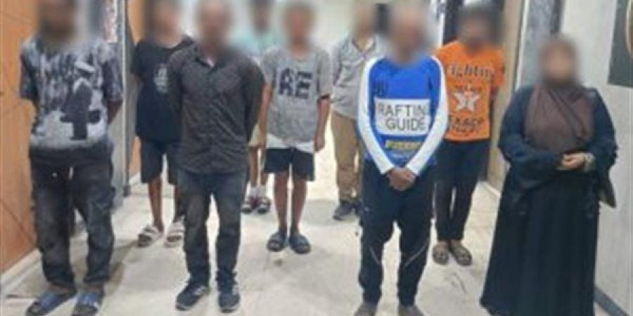 ضبط 10 أشخاص لاستغلالهم 13 طفلًا في التسول وبيع السلع بشوارع القاهرة