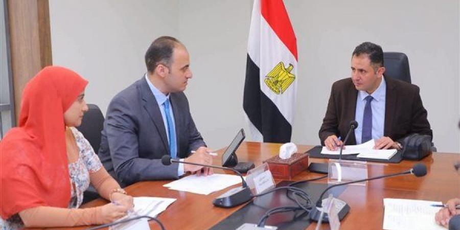 محافظ دمياط يكثف اجتماعات لجنة التقنين لتسريع وتيرة الإنجاز - النيل نيوز