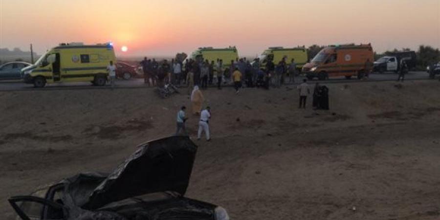 إصابة أكثر من 17 شخصا في تصادم "ملاكي" بسيارة عمال بطريق الدواويس بالإسماعيلية - النيل نيوز
