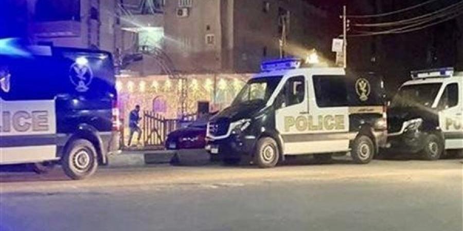هاربين من أحكام قضائية، حملة على تجار "الكيف" في مدينة قنا الجديدة - النيل نيوز