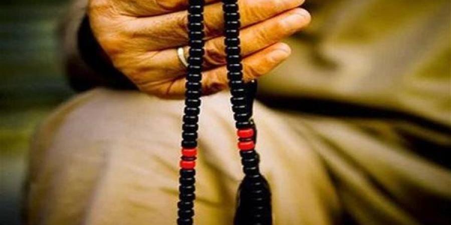 أيهما أفضل الذكر باللسان أم بالقلب؟ أمين الفتوى يوضح (فيديو) - النيل نيوز