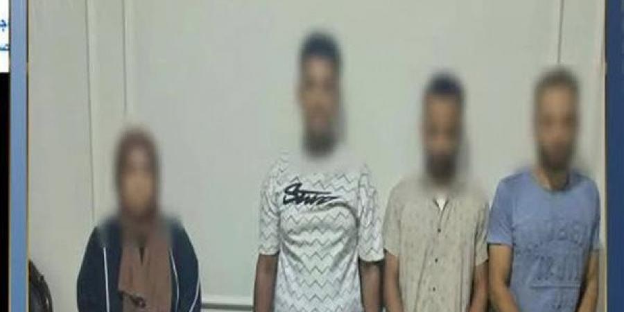 فيديو مفبرك وسلاح أبيض، سيدة تفتعل أزمة تجارة في المخدرات للانتقام من جارتها بالمنيا - النيل نيوز