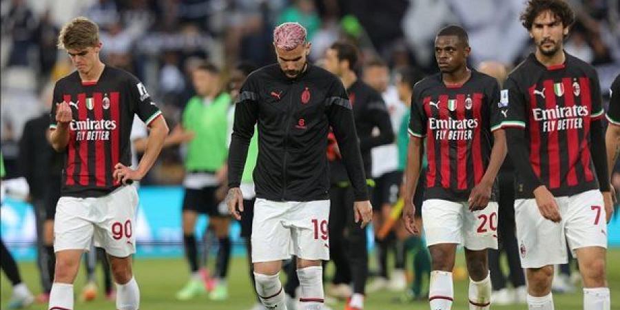 الدوري الإيطالي، ميلان يحسم فوزًا مريحًا على فينيزيا بثنائية نظيفة في سان سيرو - النيل نيوز