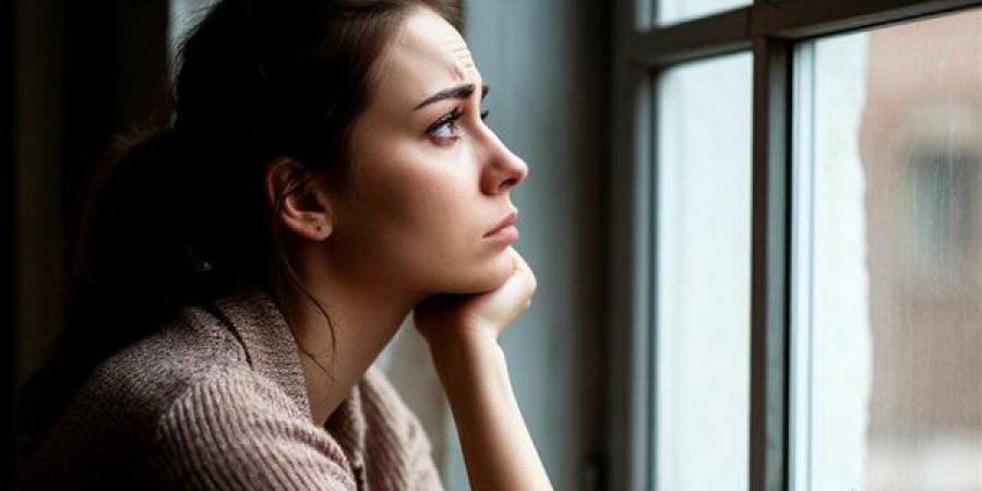 أشياء توقفي عن فعلها عندما تكونين في حالة نفسية سيئة - النيل نيوز