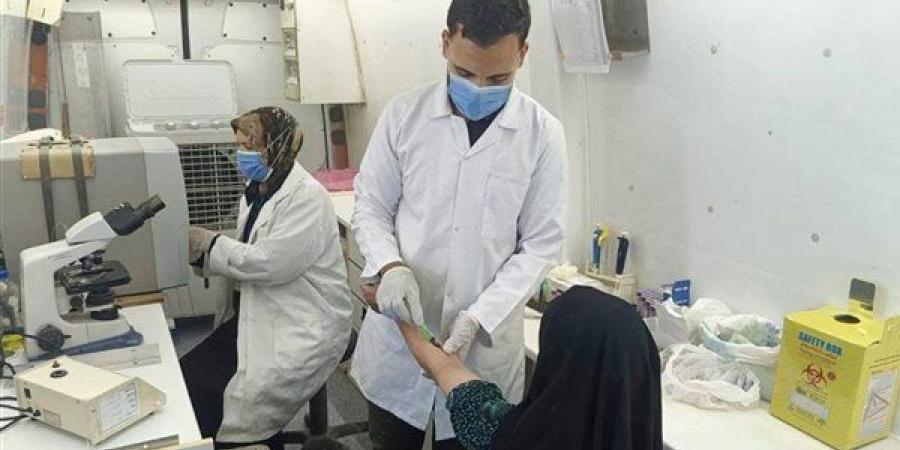 قوافل طبية في المنيا تقدم 18 ألف خدمة لـ 7890 مواطنا - النيل نيوز