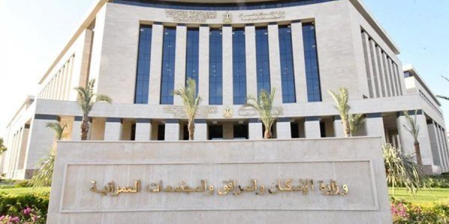 جهاز حدائق أكتوبر يطالب أصحاب المحالات بسرعة استخراج التراخيص وتسجّيل البيانات - النيل نيوز