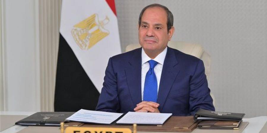 أخبار مصر اليوم.. قرار جمهوري بتجديد تكليف عمرو عادل قائما بأعمال رئيس الرقابة الإدارية.. تكليفات حاسمة من السيسي لـ وزير الطيران - النيل نيوز